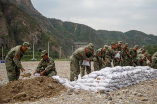 泰晤士报：拉特克利夫和格雷泽家族规定不能公开互相批评